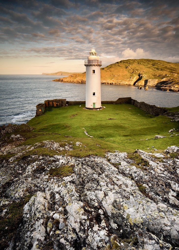 Have a nice evening
☘️💚☘️
#ardnakinna #ardnakinnapoint #ardnakinnalighthouse #bereisland #castletownbere #bearapeninsula #bearaway #countycork #ireland #emeraldisland #sunset #wildlandscapes