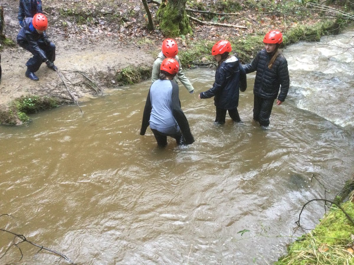 stpaulinus's tweet photo. Welly watch! Where has it gone? 💙❤️ #lovefun https://t.co/83ILnmhOmr
