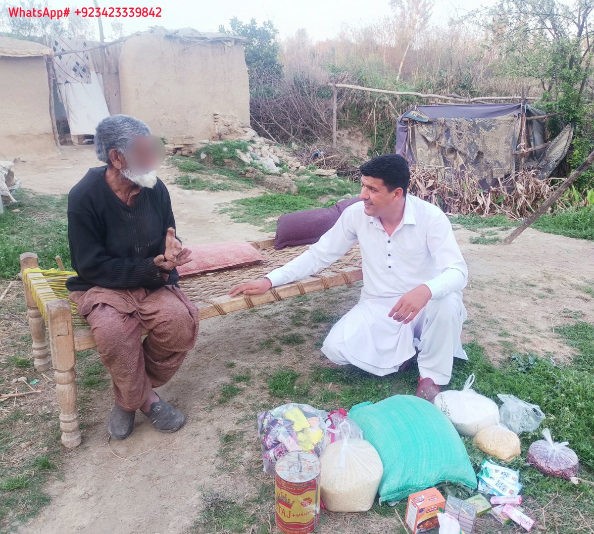 Brightvisionpk's tweet photo. باباجی فرماتے ہیں
"کہ کسی غریب کے گھر کے راشن کا بوجھ اٹھانے سے
ضمیر کا بوجھ بہت ہلکا ھوجاتا ہے"
یقین نہیں آتا تو ای�� دفعہ خود آزماؤ۔
سب سے درخواست ہے کہ آئیے ساتھ مل کر انسانیت کی خدمت کریں۔
مدد کریں،سپورٹ کریں اور آگے شیئر کریں 
 #brightVisionOrganization https://t.co/w3CZ0HiaJ9