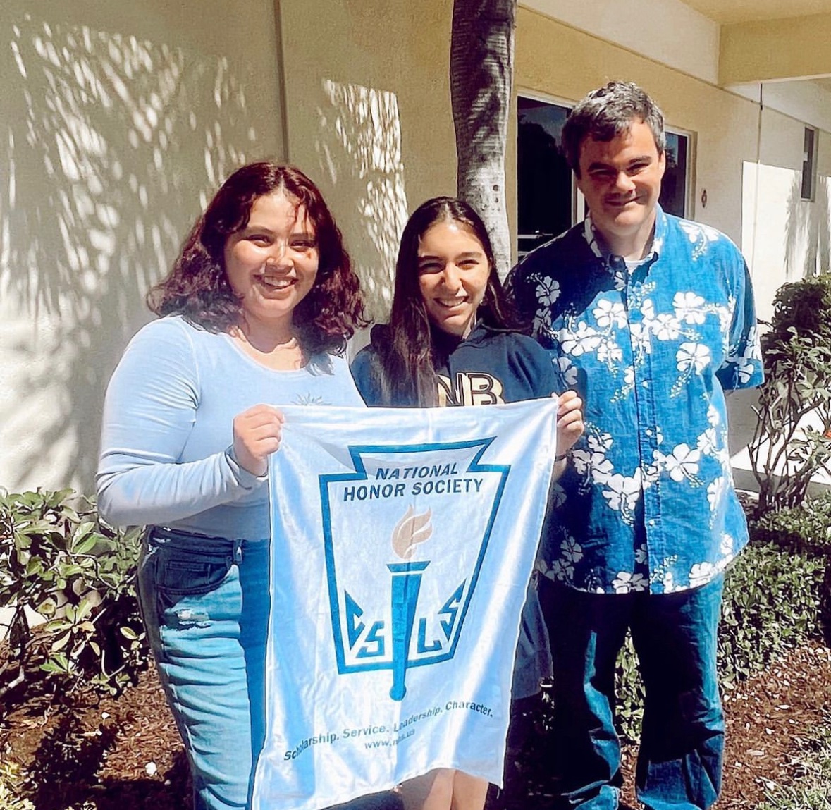 I am honored to have been selected as a Semifinalist for the National Honor Society Scholarship! Thank you so much! #NationalHonorSocietyScholarship <a href="/NBCAO/">NB Prep College Advising Office</a> <a href="/Sara_Kaufman_/">Sara Kaufman</a>