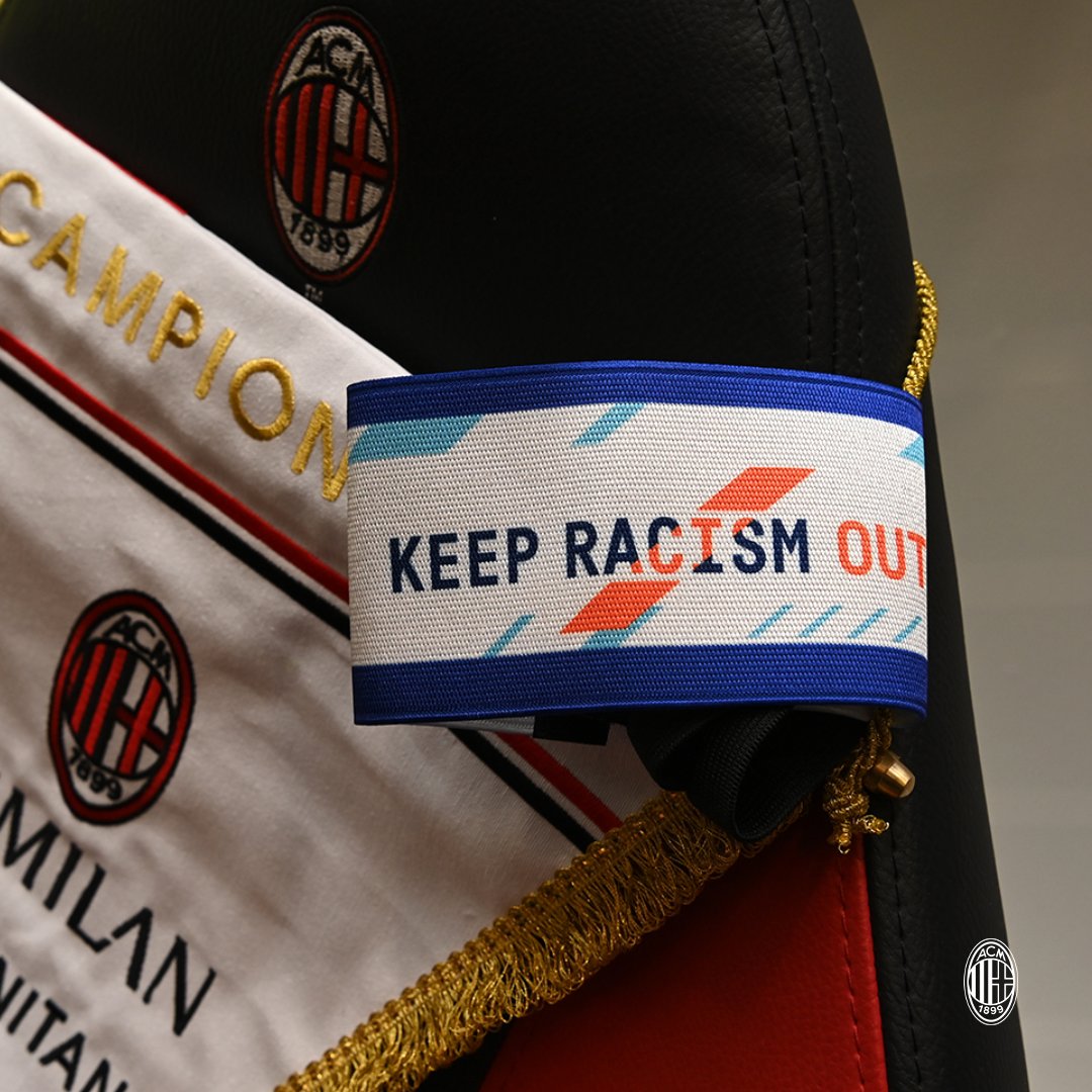 United against racism. #KeepRacismOut.

#MilanSalernitana <a href="/SerieA/">Lega Serie A</a> <a href="/unar_norazzismi/">Unar</a>