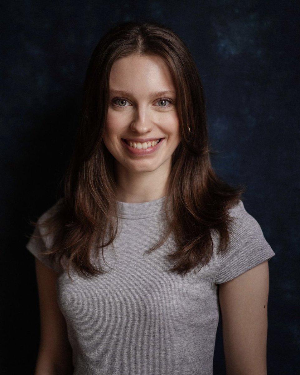 Some of my new headshots! 😁📸