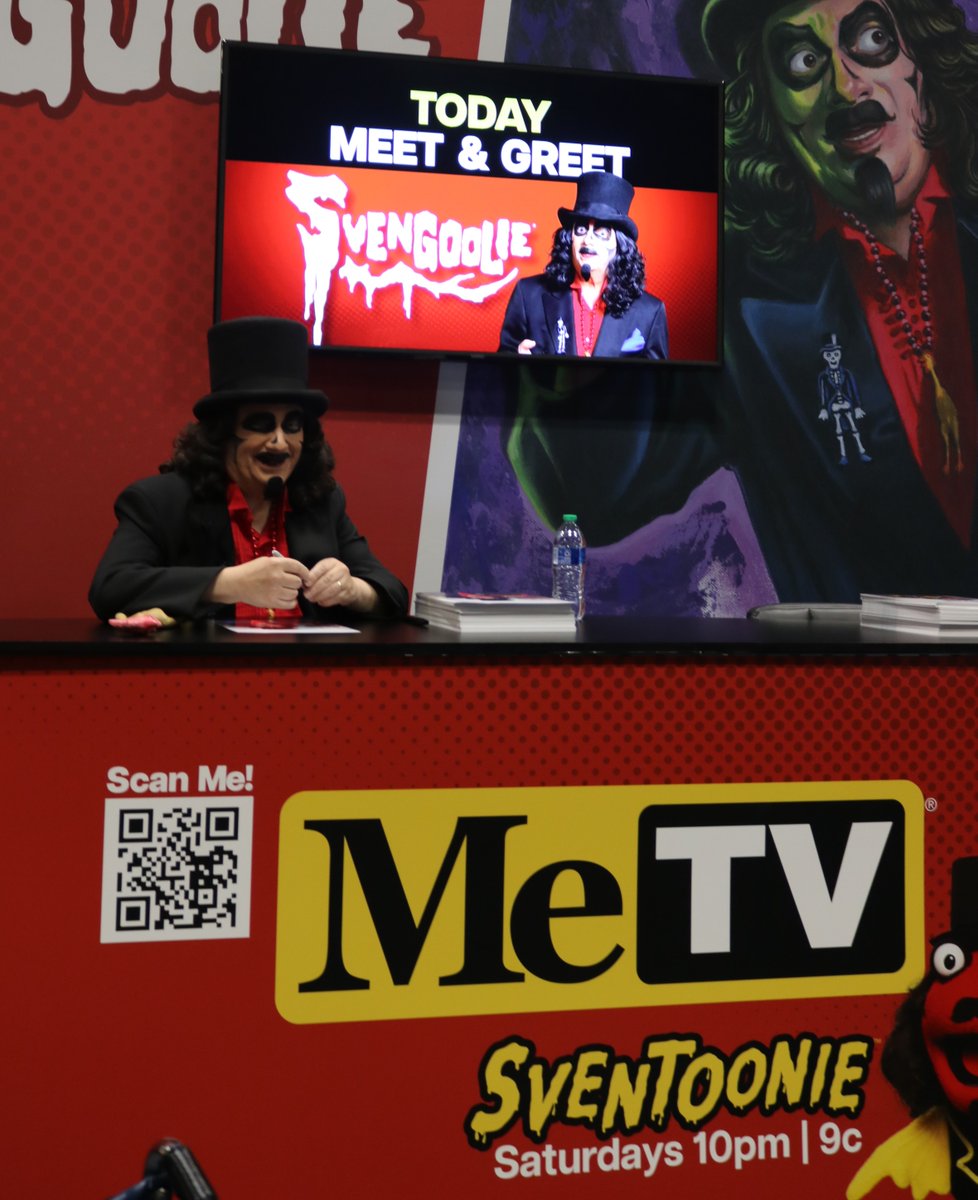 Vampire Realm tweet media