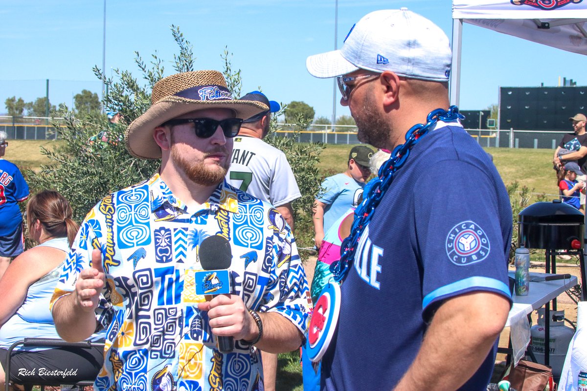 biest22's tweet photo. Hey @Club400cubscave - we have @JPinthe815 talking about Club 400 with @sam_weiderhaft &amp; @h_horenstein of @Pelicanbaseball during Sunday's pregame! #CubsfanshelpingCubsfans #Club400 https://t.co/iHGD9wAShc