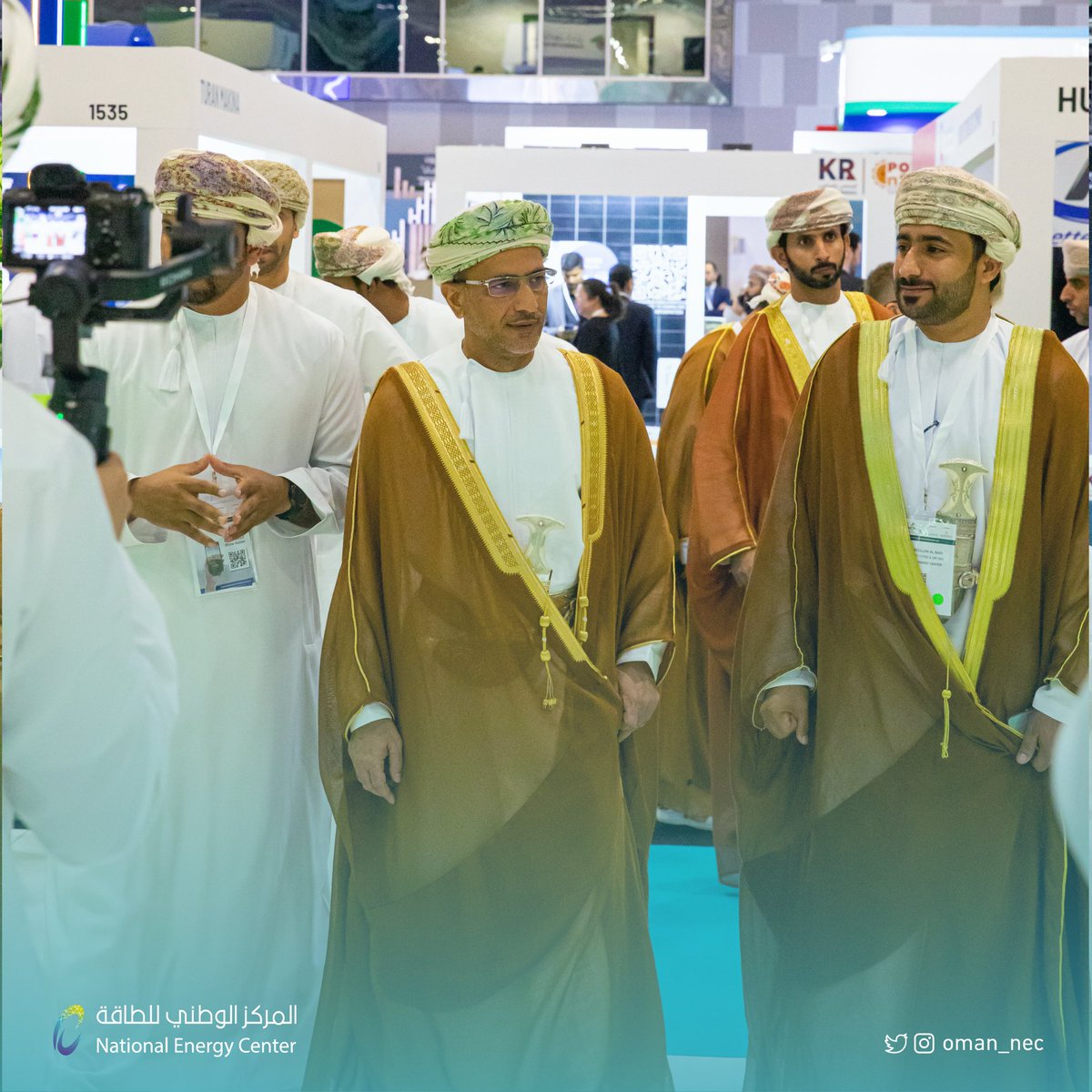 oman_nec's tweet photo. زار سعادة المهندس محسن بن حمد الحضرمي وكيل وزارة الطاقة و المعادن ركن #المركز_الوطني_للطاقة حيث اطلع على مساهمات وتقنيات التكنولوجيا التي يقدمها المركز في مجال الاستدامة ، و ذلك في افتتاح #أسبوع_عمان_للاستدامة ♻️. https://t.co/RDWJp4TYfs