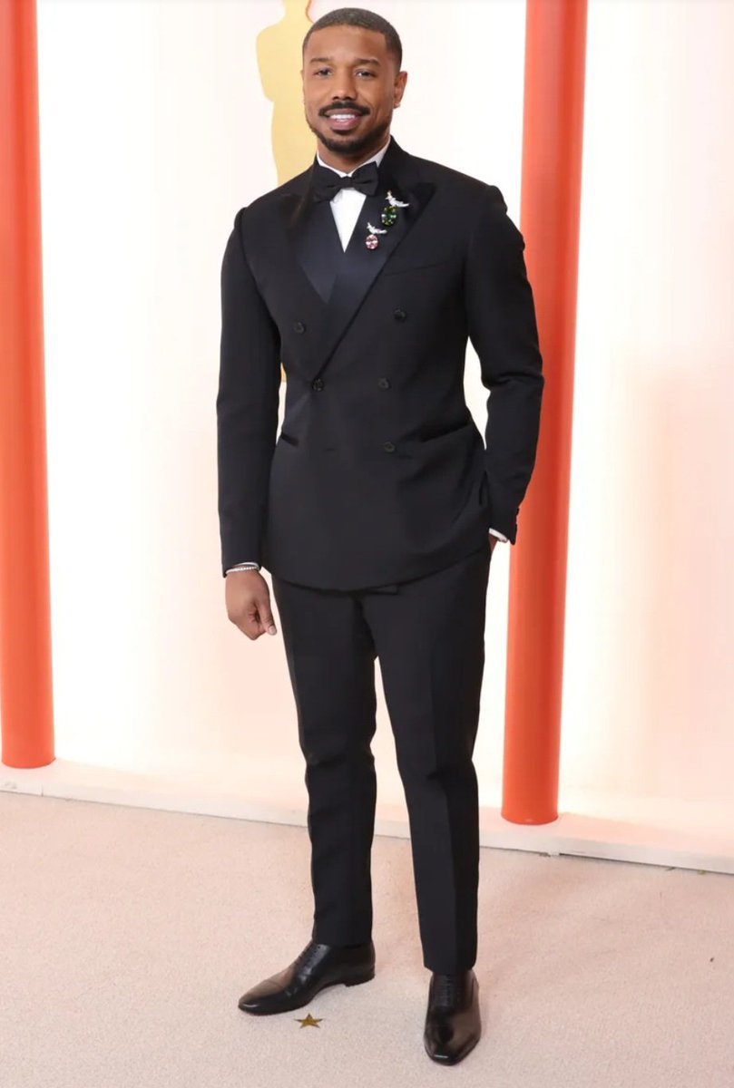 stylemxofficial's tweet photo. Los nominados a mejor vestidos en la red carpet de los Oscares 2023 son....

#menswear #Oscars #Oscars2023 #moda #fashion #redcarpet #bestdressed #Mensfashion #Celebs https://t.co/FU28iQBeL0