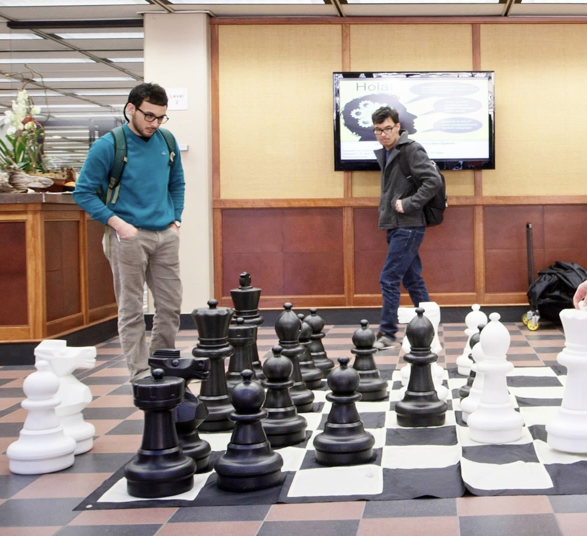 UTDallasAlumni's tweet image. Dr. Mounir Contreras BS'15 is this week's #AlumniMonday!

He was in the Cycling Club and Pre-PA Society during undergrad. 

Since graduating, Dr. Contreras pursued a medical degree and now works as an Emergency Medicine Resident Physician at UT Southwestern Medical Center.