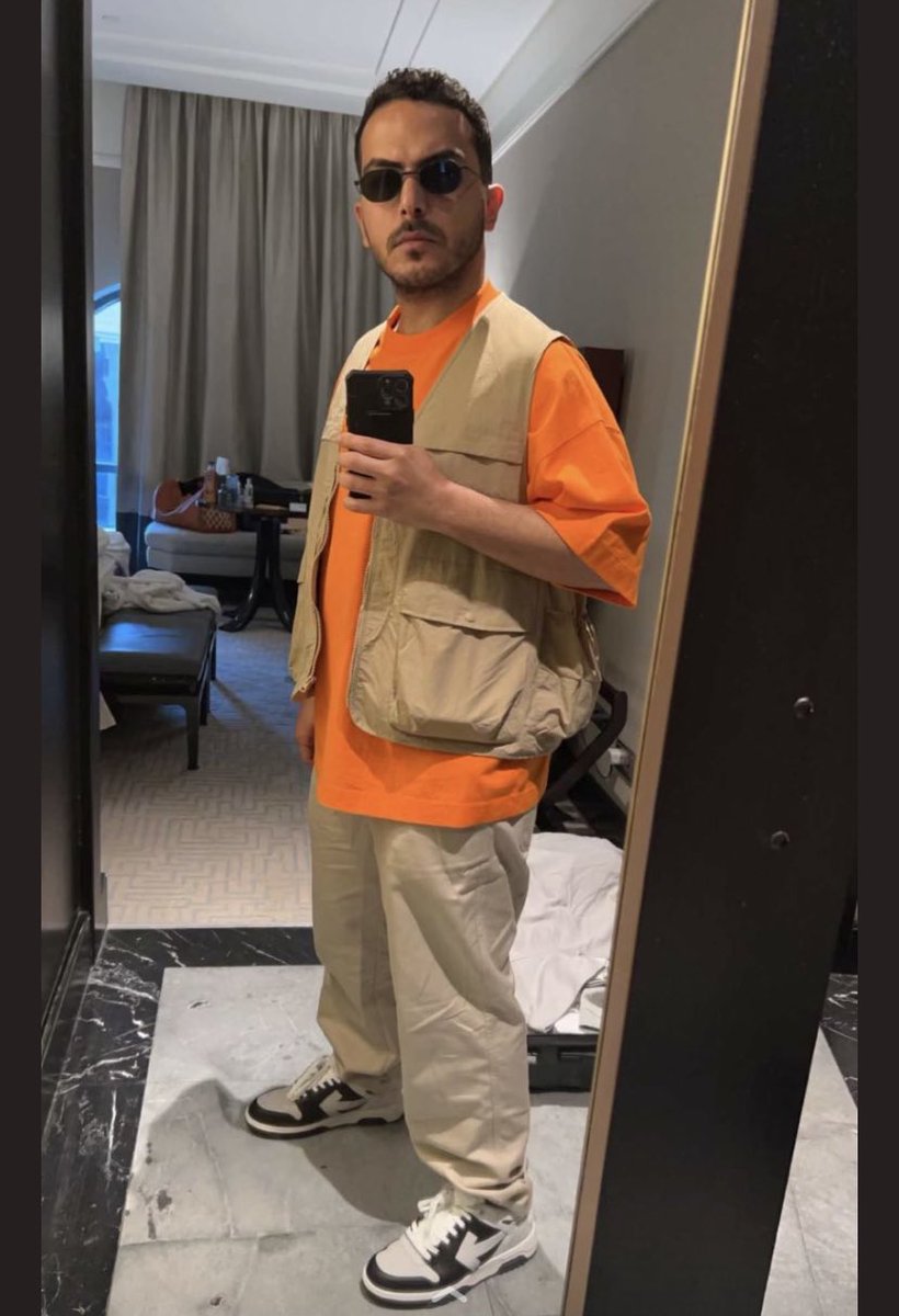 يا مساء النور يا هلا يا هلا 🧡🧡
#قروب_سي <a href="/snaif111/">سلطان بن نايف</a>