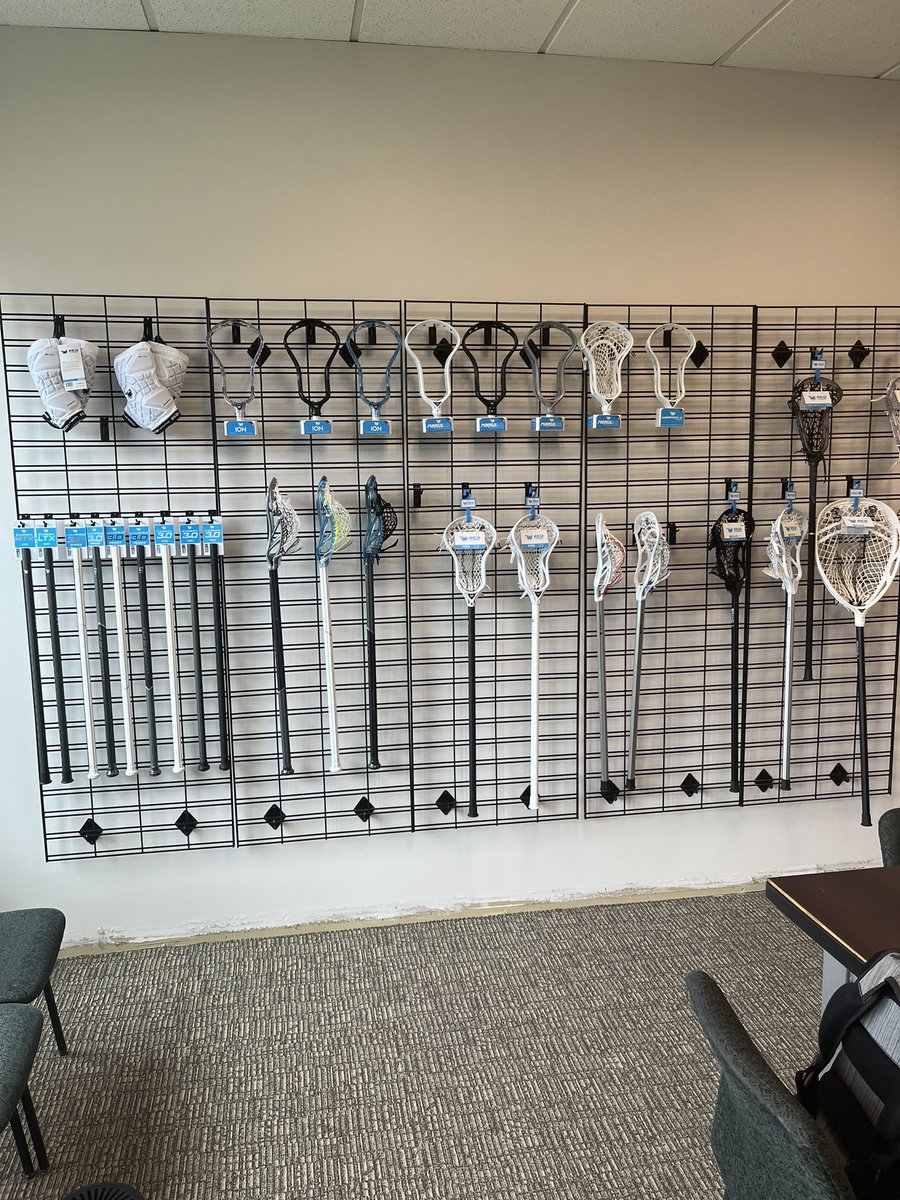 ECDmike's tweet photo. 9 years ago I flew up to @DICKS with a backpack full of wax mesh. 

Filled more than a backpack today. @EastCoastDyes https://t.co/GpkseSNeBH