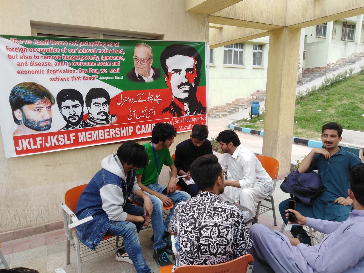 HamalayaRaja's tweet photo. جامعہ کشمیر کنگ عبداللہ کیمپس میں ایس. ایل. ایف نے ممبرشپ کیمپ کا آغاز کر دیا گیا، طلبئہ کی بڑی تعداد نے قافلہ سخت جاں میں شمولیت اختیار کی.
تین روز کیمپ جاری رہے گا. ان شاءاللہ
#LongLiveState
#LongLiveJKLF_SLF
#LongLiveYasinMalik https://t.co/iqOfT8X436