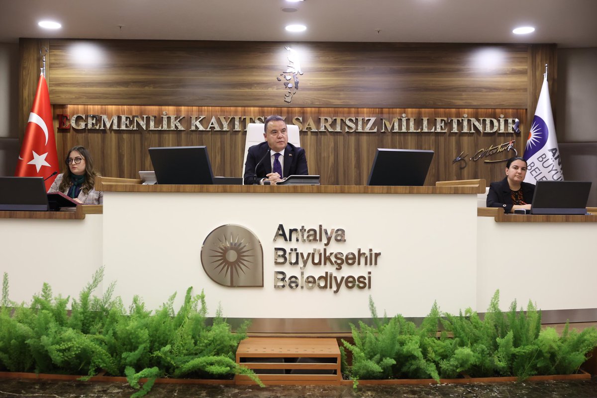 Muhittin Böcek