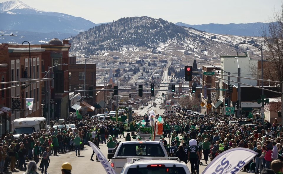 CAN YOU GUESS: We have talked a little bit on the show about it… any idea where I’ll be for Saint Patrick’s day?

Hints:
1. It’s the best place on earth
2. The people are the most genuine real people you’ll ever meet
3. It’s RICH.. or the RICHEST hill on earth.

Any ideas?!