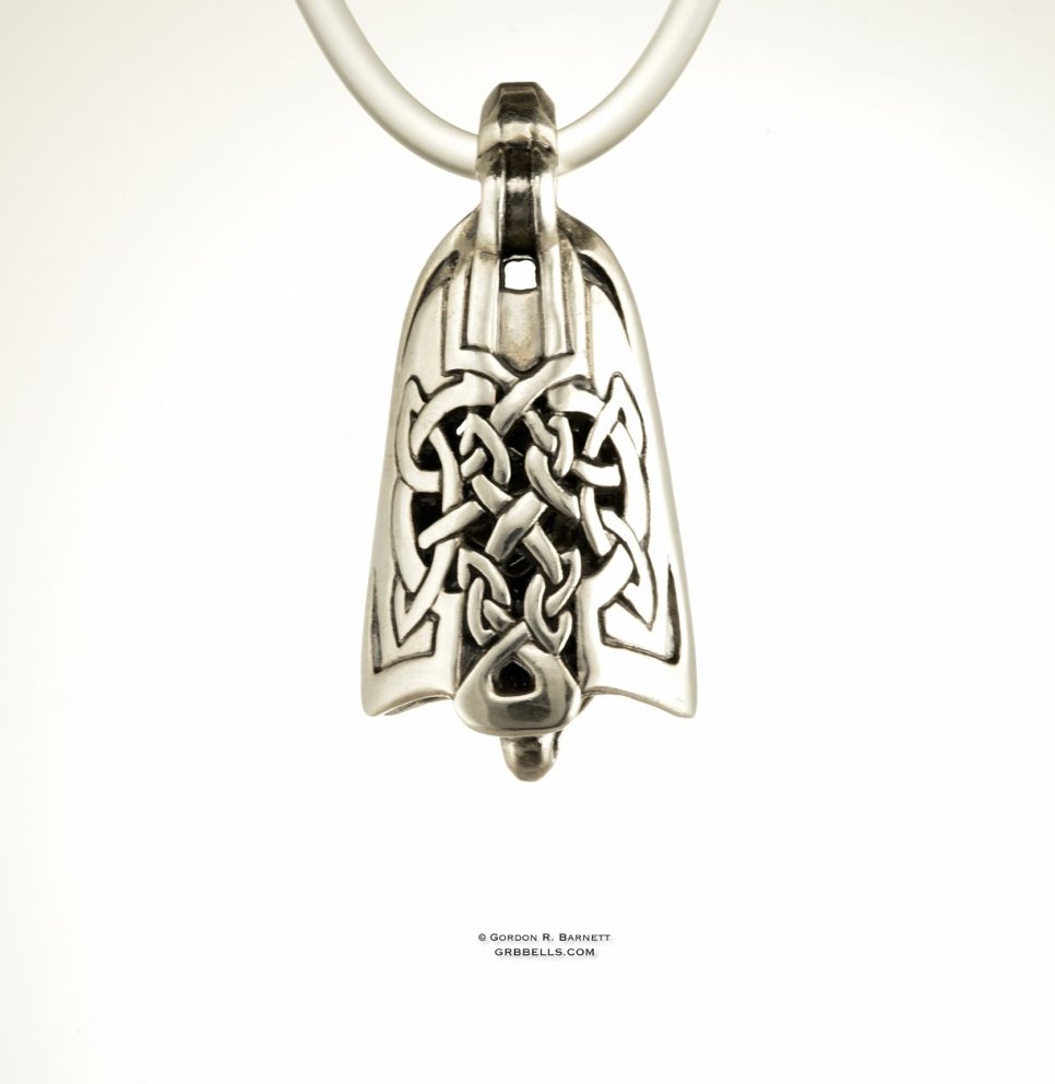 The CELTIC LUTE Bell in Sterling Silver.
grbbells.com/shop/celtic-lu…
#lute #celticlute #celticknots