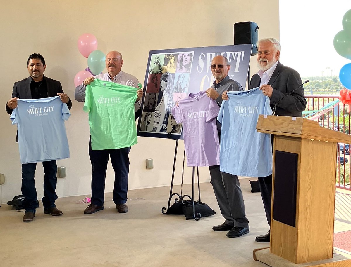 What an energy-filled press conference this morning to announce our ceremonial renaming of <a href="/GlendaleAZ/">City of Glendale, AZ</a>  to #SwiftCity for March 17-18 in honor of <a href="/taylorswift13/">Taylor Swift</a> opening her #ErasTour at <a href="/StateFarmStdm/">State Farm Stadium</a>! I learned that I have been given the nickname #MayorSwiftie by the #Swifties!
