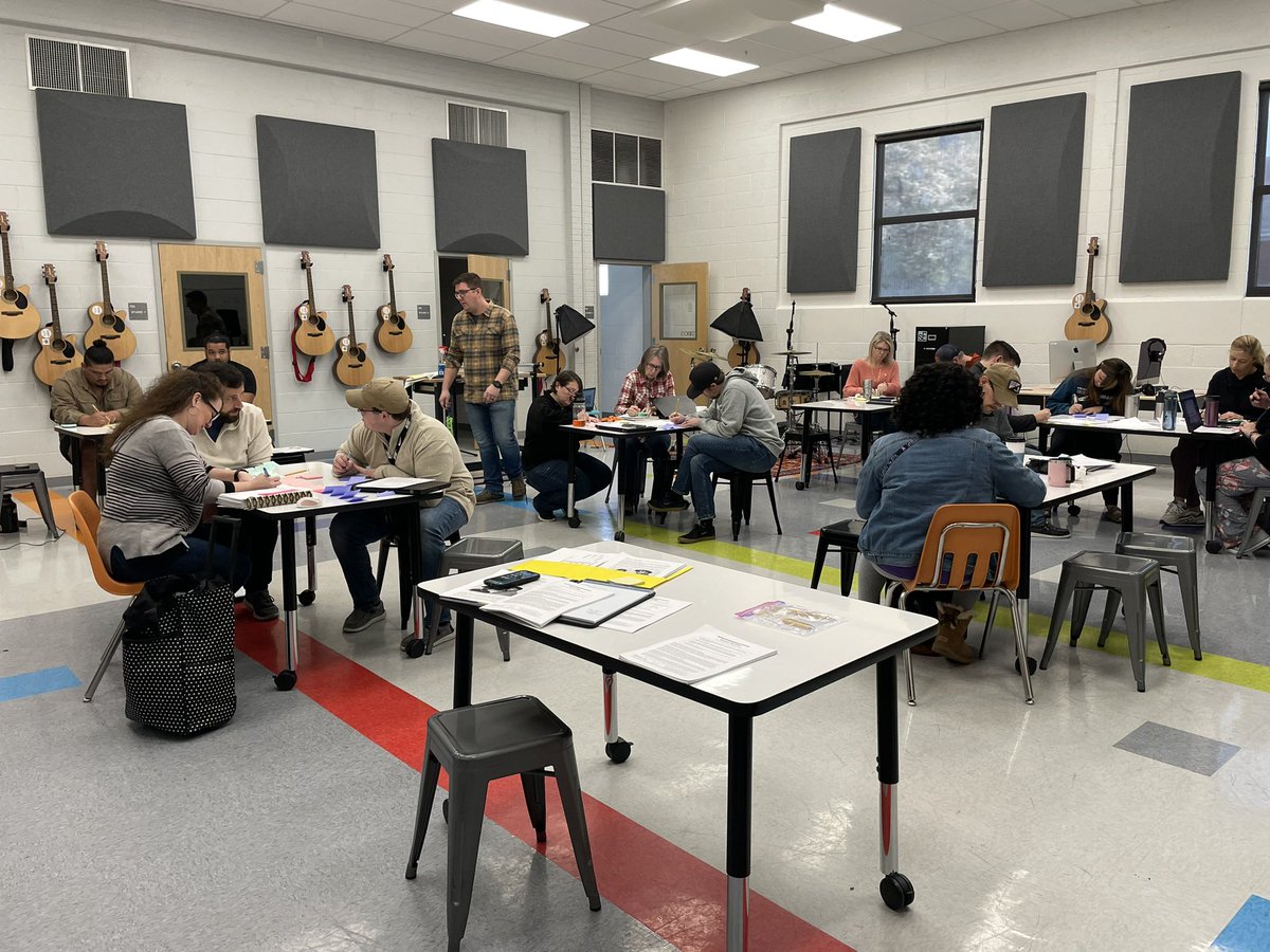 Jessica Holloway tweet media