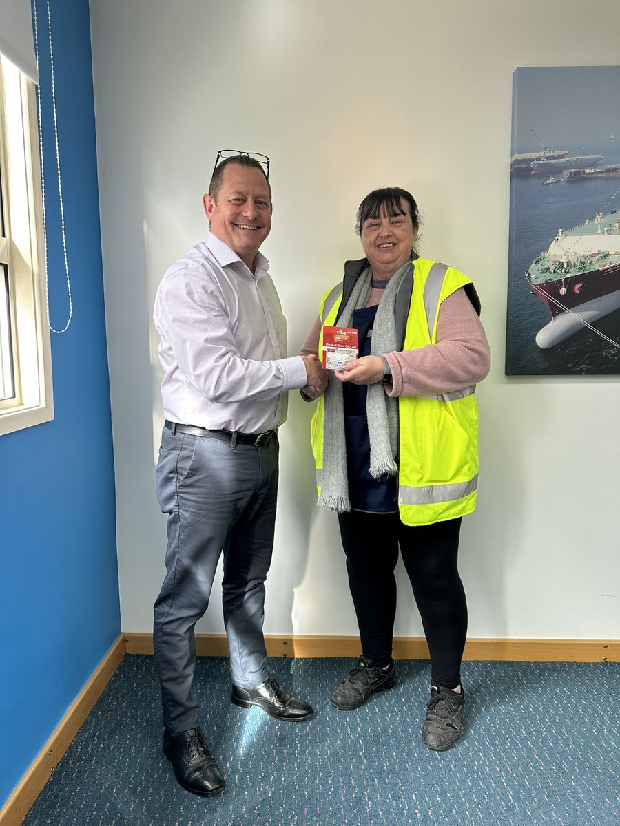 lmfricker's tweet image. CE Colleague of the month is awarded to Melanie Topping. After receiving client feedback for always going above and beyond. Mel was awarded  £25 shopping voucher. Well done Mel, &amp;amp; thank you. @BidvestNoonan #rewardandrecognition #controlledenvironments