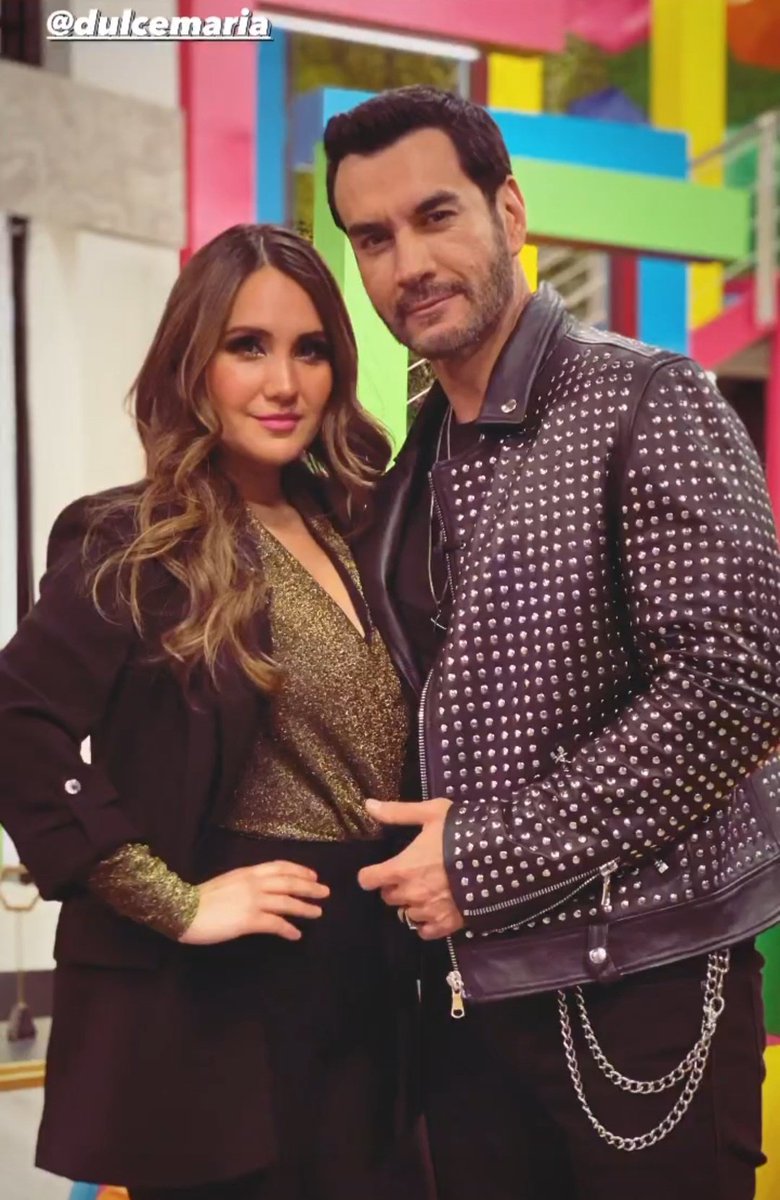DulcetesPy's tweet photo. 📸 | @DulceMaria y @davidzepeda1 en el programa HOY 📺🤩 https://t.co/Ujiw1npuWg