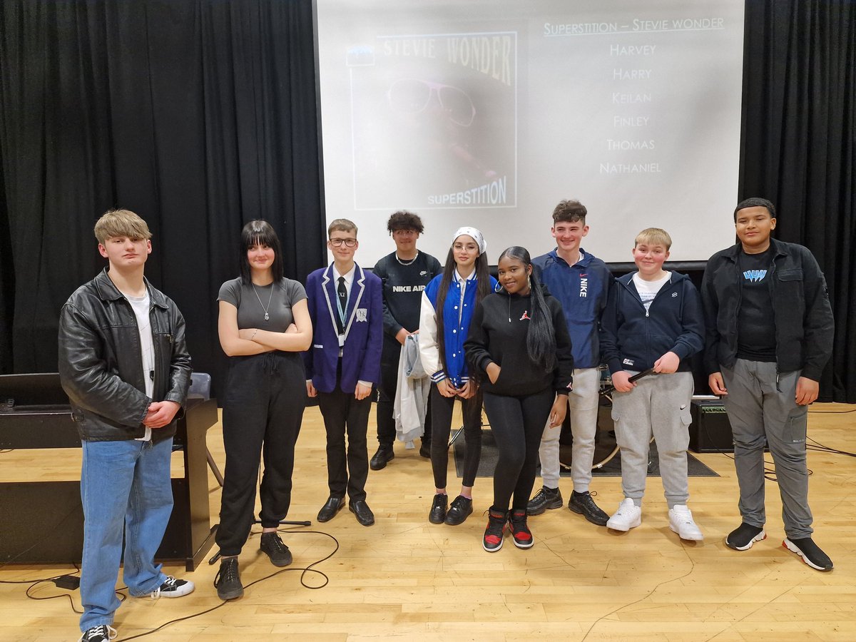 Mrs Barnshaw tweet media