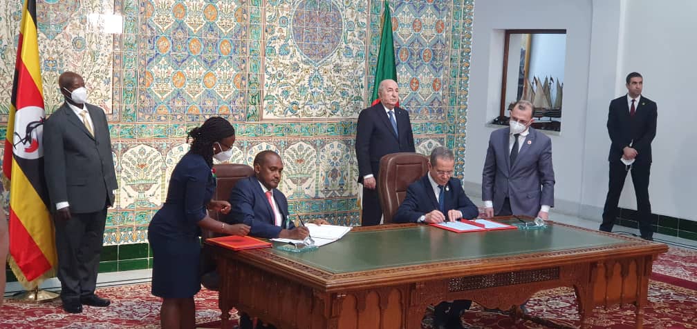 The signing of the MoU between <a href="/GovUganda/">Government of Uganda</a> and Algeria to import powder milk from Uganda is a very big step for our farmers and sector. We appreciate H.E <a href="/KagutaMuseveni/">Yoweri K Museveni</a> tireless efforts of growing our economy <a href="/MpiiraSamson/">Akankiza Samson Mpiira</a> <a href="/DrRwamiramaBK/">Hon. Rwamirama Bright Kanyontore</a>