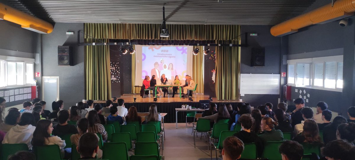 Itxaropenez bete nau Ikasbidea ikastolako ikasleek antolatutako berdintasun solasaldian parte hartzeak. Atzerapausoak izan arren, hemen aurrerapausoak nahi dituztenen berri