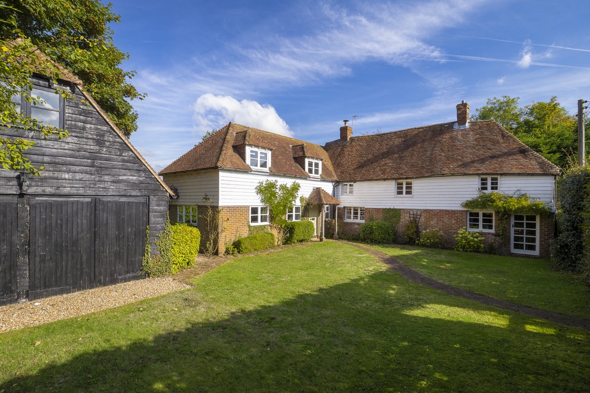 Check out this bedroom property on the market at a of £1,250,000

laingbennett.co.uk/property-detai…