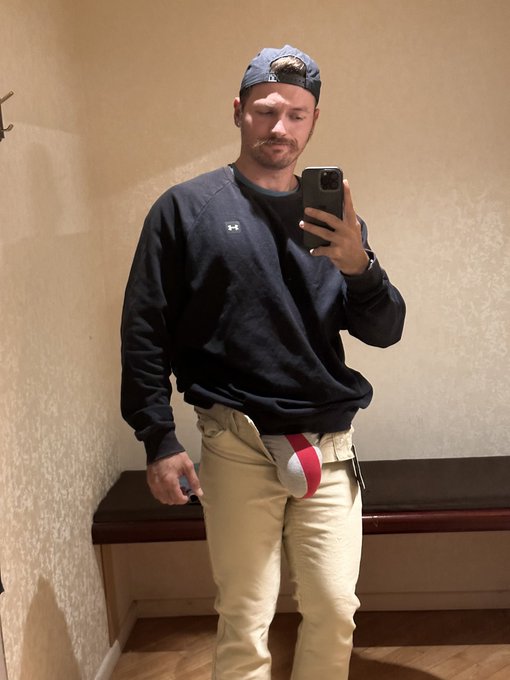Fuck knows how I got these buttoned up 😂 however the longer I had them on&hellip; the more likely I felt it