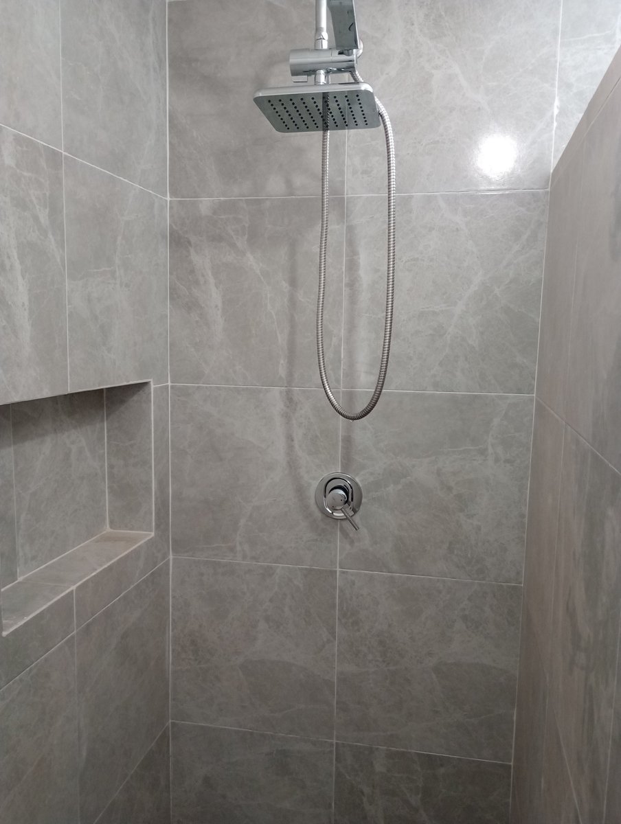 Electricista Plomero tweet media