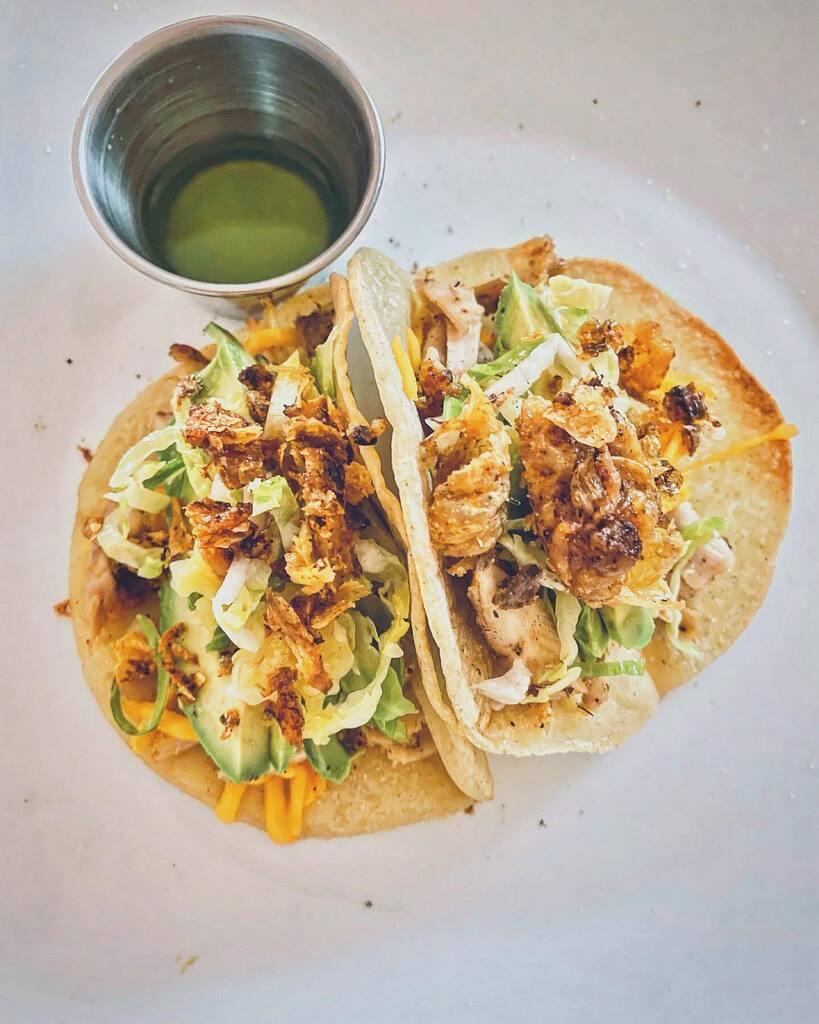Homemade crispy corn tortillas, roasted chicken thighs, cheddar cheese, sliced avocado,crispy chicken skin, pickled cabbage and jalapeno sauce #tacos #crispytacos #corntortillas #homemade #tacolover #tacotime #homecooking #homecooked #cookingathome #what… instagr.am/p/CpvSXF_pRbq/