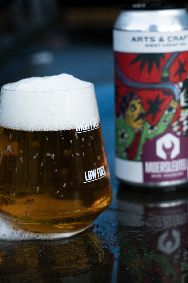 Together with <a href="/fauvebiere/">Fauve Craft Bière 🍻</a> we bring you Arts &amp; Crafts, our new vibrant West Coast IPA. Dank and zesty, fresh and piney. Pours clear like true liquid gold. 
Beer is art and this is our exhibition. 👨🏼‍🔧
Cheers! 🍻🔧
shop.moersleutel.com