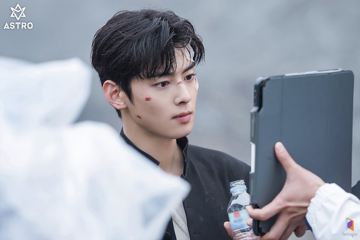 eunwoooverdose's tweet photo. https://t.co/lNPyDzZPuN