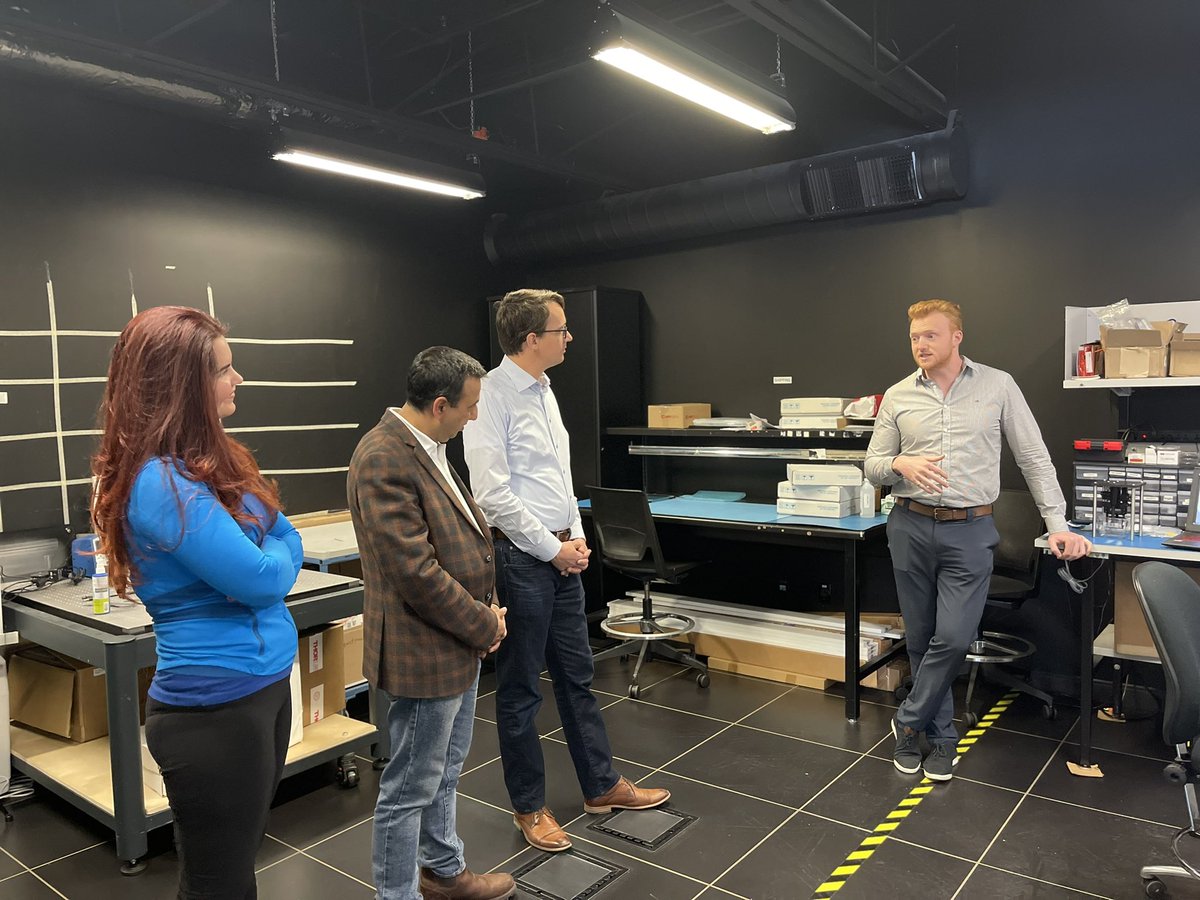 Thank you @intellijoint for the great tour! Excited to see the innovation developed with support from our Skills Development Fund, and the work done to train nearly 400 people across Ontario for these lucrative, well-paying jobs.💪