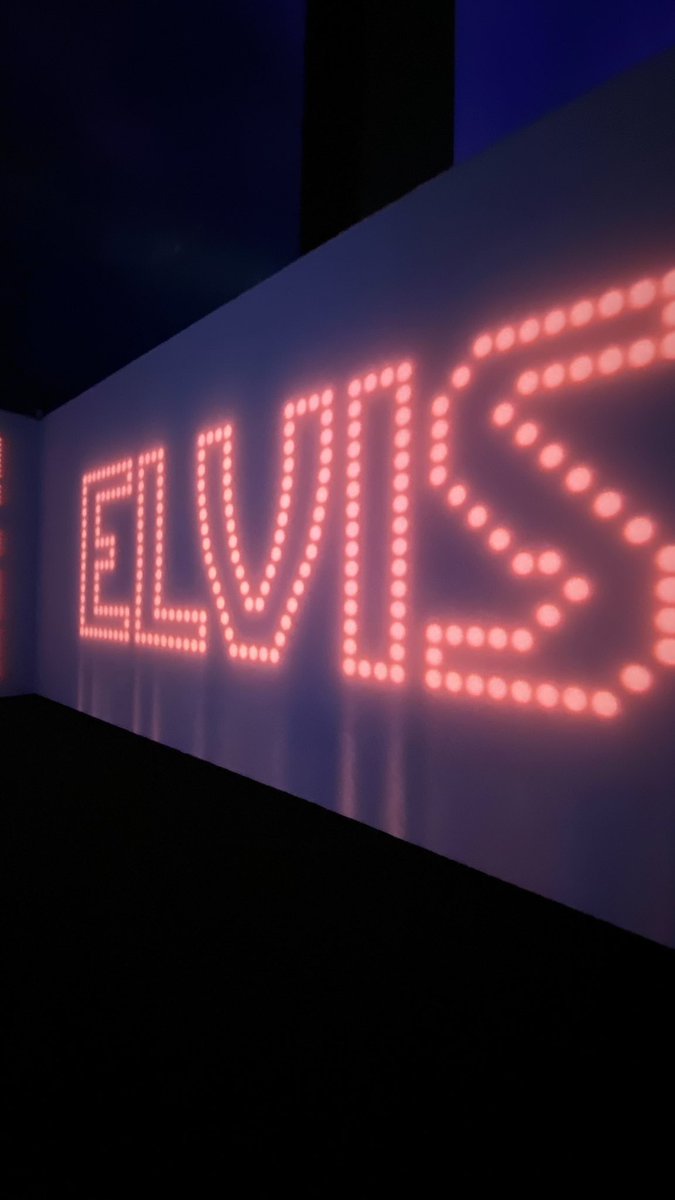 That1Visionary's tweet photo. What a experience it was #ElvisDAY https://t.co/eA3RJS08Kj