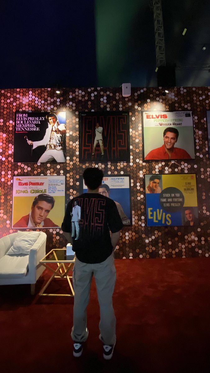 That1Visionary's tweet photo. What a experience it was #ElvisDAY https://t.co/eA3RJS08Kj