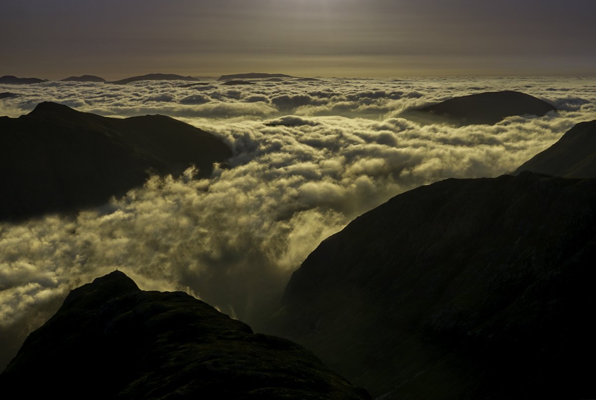 CHPhotography15's tweet image. Sending you all a Mountain selfie from Scotland.
some may need a click to find me.

@VisitScotland @DiscoverGlencoe @walkhighlands @TGOMagazine @OPOTY #Scotland #Intervalometer