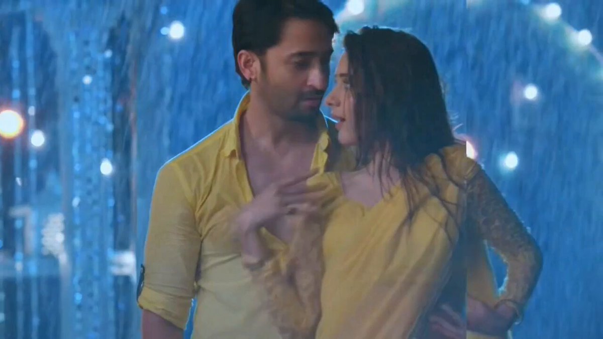 kaleshikanak's tweet photo. Happy 1 Year #WohToHaiAlbelaa, Sayuri, Kanha & #KriSa. Thank you so much for all the wonderful, wholesome, emotional memories you have given us❤️🤌🧿
Congratulations #ShaHiba for all the success & love❤️🧿
WTHA TURNS ONE
#HibaNawab #ShaheerSheikh
@nawab_hiba @Shaheer_S https://t.co/W37IOYYJF0