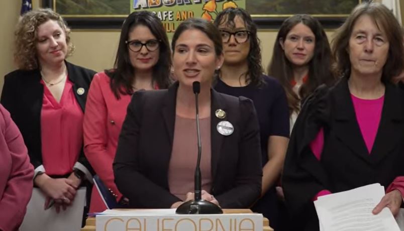 CMAdocs's tweet photo. CMA is proud to stand with @CaWomensCaucus as part of CA Future of Abortion Council, &amp; as co-sponsor of @AsmCottie's #AB571 (w/@ProChoiceCA, @TEACHProgram, @acog &amp; @cnmamidwives) &amp; @SenToniAtkins' #SB487 (w/@PPActionCA &amp; @acog), both to protect reproductive health care providers. https://t.co/VKse3PS2gy