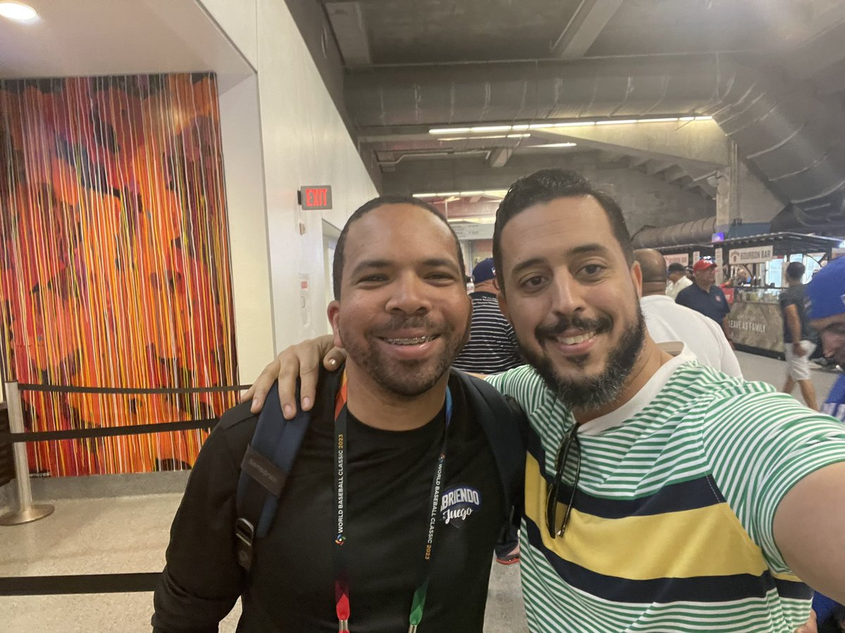 Celebro los logros de mi hermano <a href="/vianaraujo/">Vian Araujo Puello</a> <a href="/AbriendoJuego/">Abriendo El Juego 🏀⚾️🏈🎾</a> desde <a href="/loanDepotpark/">loanDepot park</a> #PlatanoPower #SantaTeresita #WBC2003