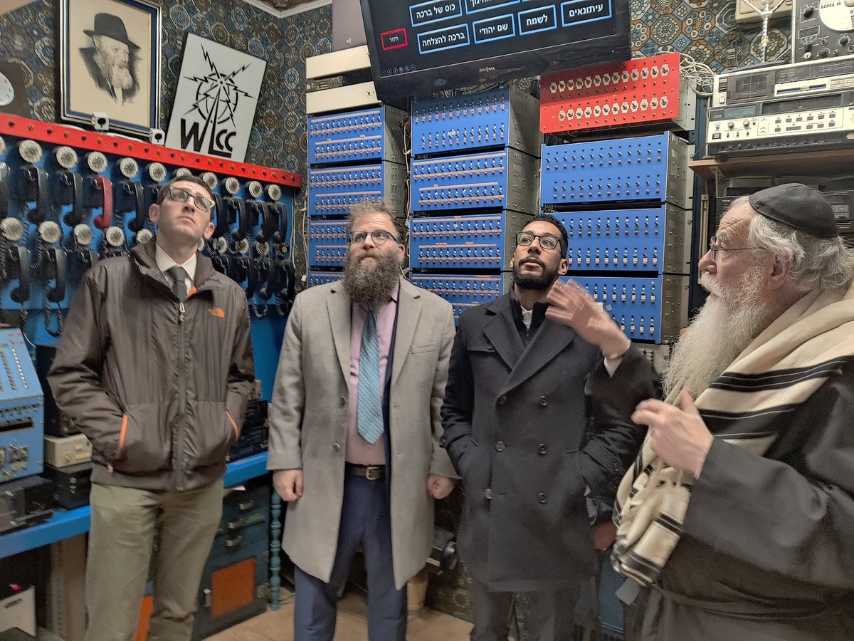 ChabadLubavitch's tweet photo. Was great to host Brooklyn Borough President @ReynosoBrooklyn in Crown Heights today. Good conversation on important topics. @JacobEisdorfer #AsherFreeman https://t.co/3afhaeGgYs