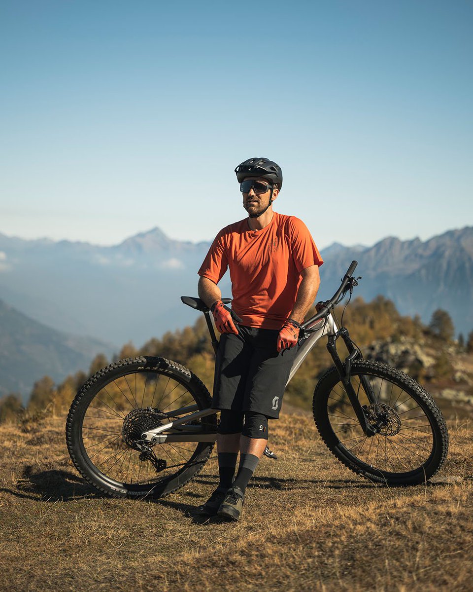 Sycaventura_12's tweet photo. .@scottsports 👉Presenta su nueva colección #SCOTTtuned Aprobada por nuestros los #ciclistas y #atletas de la marca!!
#SCOTTbikes #TrailCollection @ScottSpain
Descubre la colección #Gama2023 en : 👇
https://t.co/ebyYBoYQe7 https://t.co/ICW057ukXF