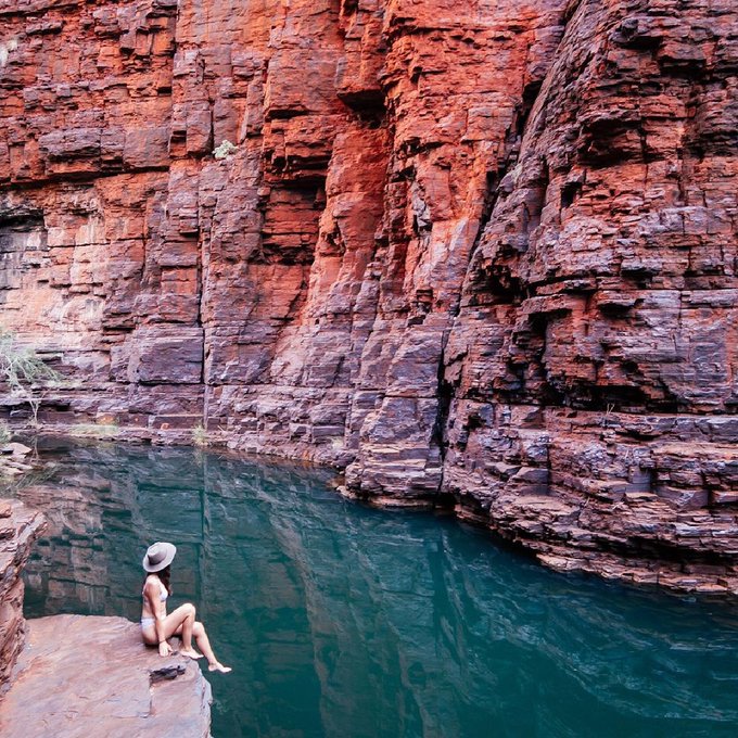 Rockin' and rollin' in #KarijiniNationalPark! 🤘🏞️  Captured here perfectly by IG/tessomewhere, this breathtaking<a href="/tag/karijininationalpark"class="tags">#KarijiniNationalPark</a><a href="/tag/seeaustralia"class="tags"><span>#seeaustralia</span></a><a href="/tag/comeandsaygday"class="tags"><span>#comeandsaygday</span></a>