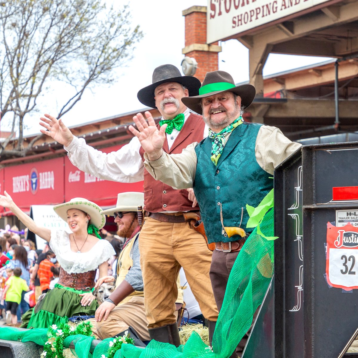 MuleAlley's tweet photo. Come on down to the Stockyards this Saturday, March 18, for an entire day of Irish-Western fun when Cowtown Goes Green!
Join us for a full day of family fun, featuring a spectacular parade and Stockyards Championship Rodeos!
#SpringBreakaway #CowtownGoesGreen #LifeOntheAlley https://t.co/ABx8LezoBJ