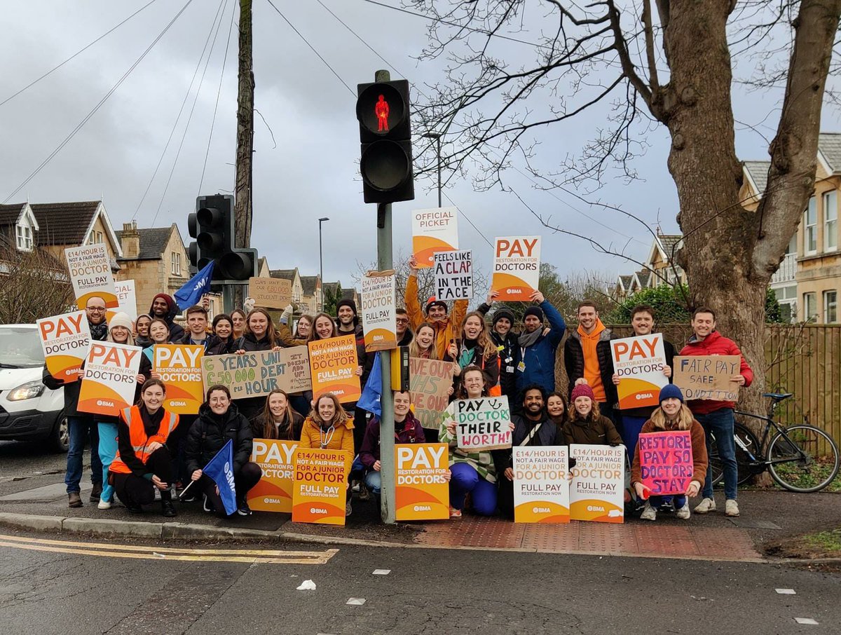 Tim Ricketts tweet media