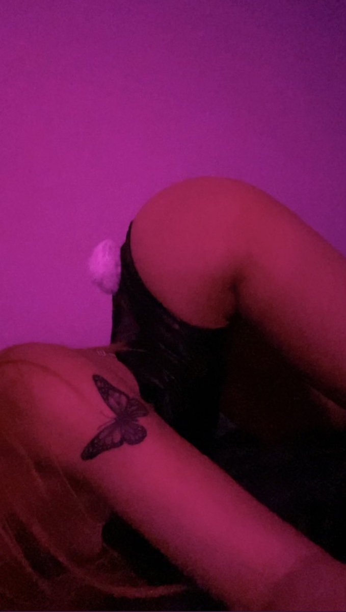 Stacyccute's tweet photo. Rate my arch 👀 #nsfw #sellingcontent https://t.co/RxLpEbw4eE