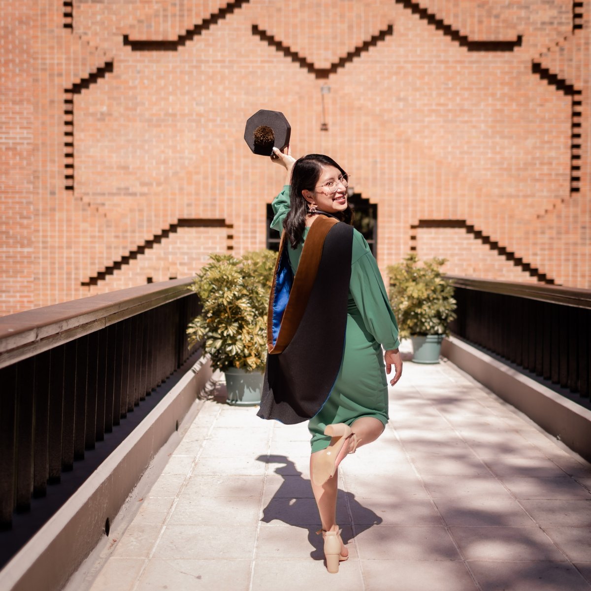 En este mes dedicado a la mujer, queremos destacar el avance profesional de Ana Alejandro Ponciano, graduada con honores Magna Cum Laude de Licenciatura en Administración de la Calidad. 

#Testimoniales #YoSoyGalileo