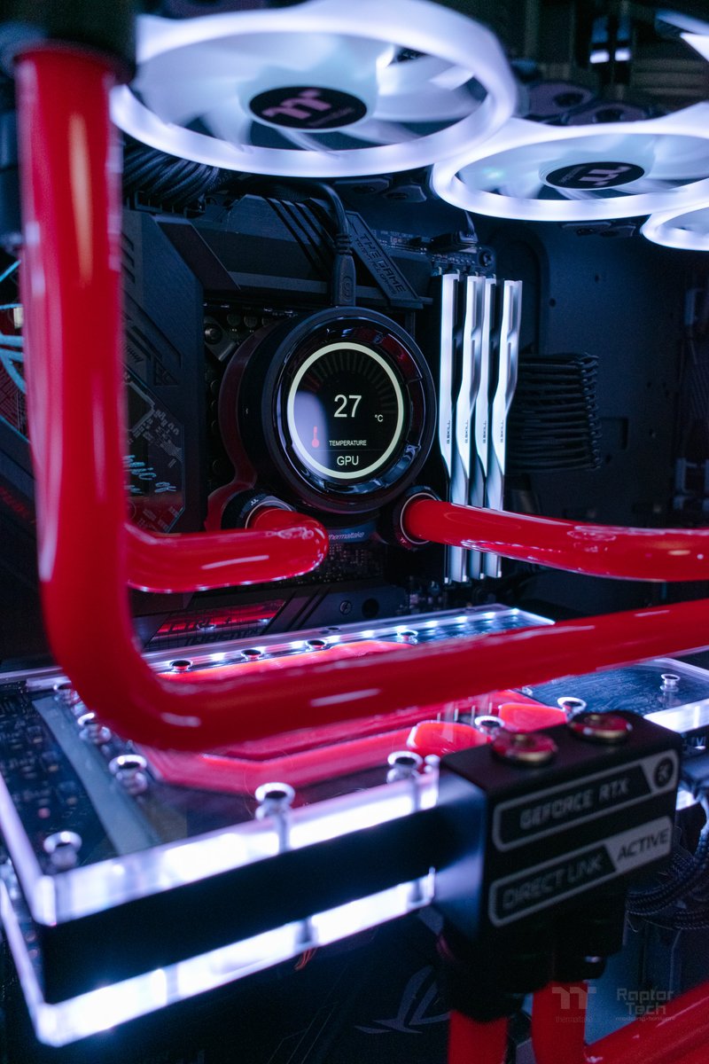 RaptorTechMH's tweet photo. El primero del año en instalar un sistema custom usando una poderosa RTX 4090 de la marca Asus y todo dentro de un enorme Thermaltake Core P8, claro no podía faltar un Intel Core I9 13900K.
No olviden compartir para llegar a más amantes del HighEnd. 😎 https://t.co/DZnno9PeM1