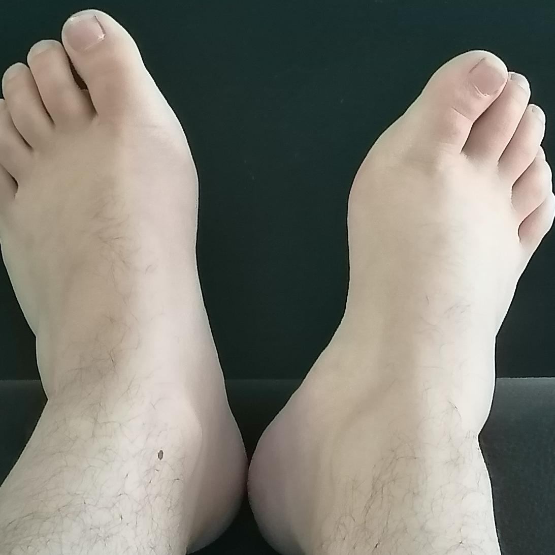 mrfeetsworld's tweet photo. @Feetfinder Me, visit my profile😉 https://t.co/gUXEcrDZQ7