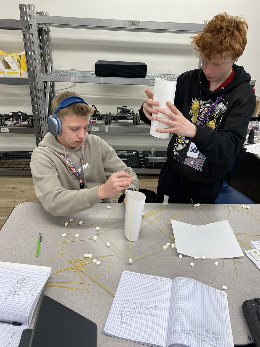 EnergyIslander's tweet image. A classic: Spaghetti towers. Engineering skills are a foundational component of our program. (And it’s fun to break things)
@GIPublicSchools @GISH_AoET