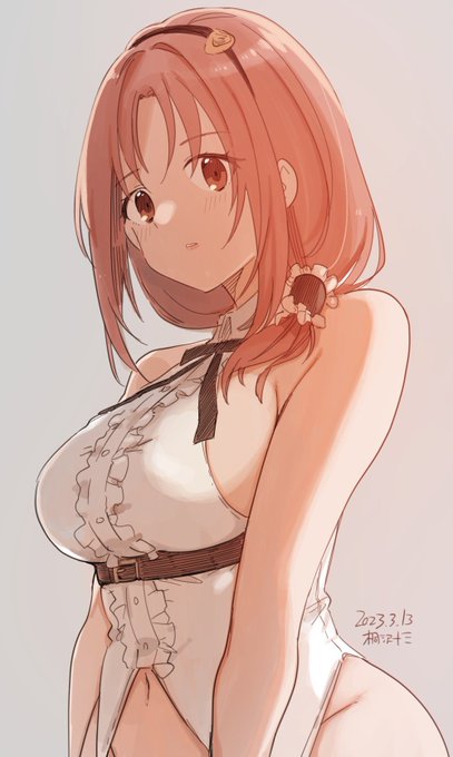 ノースリーブ助手。 