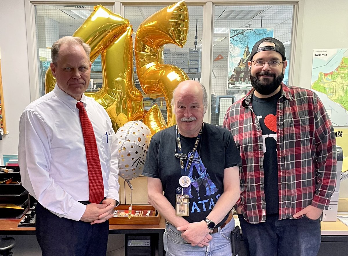 mayor_bronson's tweet photo. Today we celebrated Steve Fitzpatrick’s 45 years of service to the Muni! Steve is the Muni’s courier &amp; is an exemplary individual with a heart for service. I’m humbled to work with people like Steve each day. 

#anchorage #alaska #ancmayor #ancgov https://t.co/3zV6eY5oml