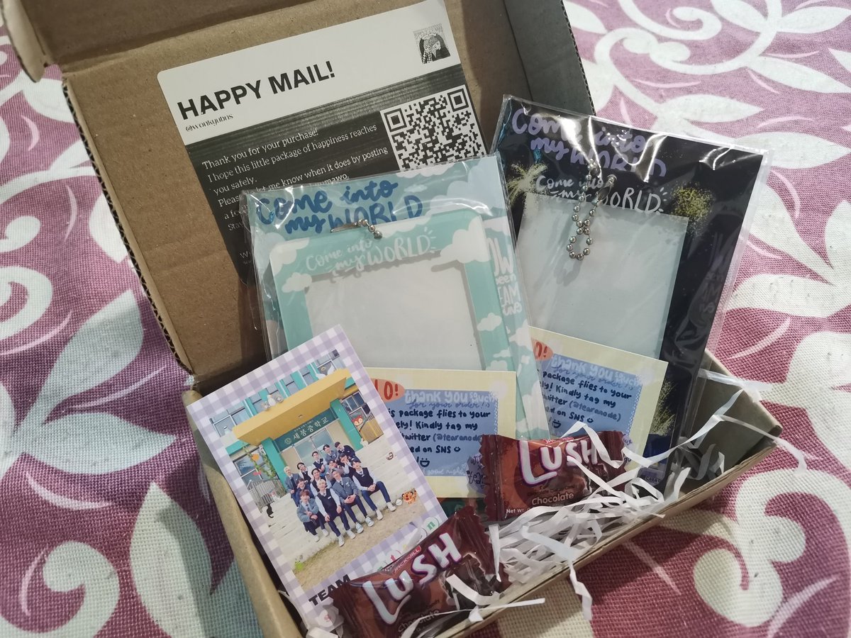 KeytGabriyel's tweet photo. [💌 #katkatmails | from @wonkyubns]

Late feedback po pero _WORLD acrylic holders arrived safely po! 🤗

#wonkyumawo ς(>‿<.) https://t.co/gs8PemXlET